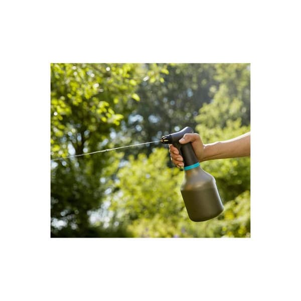Spruta med avtryckare - GARDENA - 11110-30 - 0,75 L - Funktion 360° - Munstycke i mässing