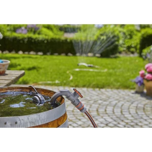 GARDENA Regnvattenuppsamlarpump 4000/1 – 400W – Max flöde 4000l/h & max tryck 1,3bar – 5 års garantiförlängning