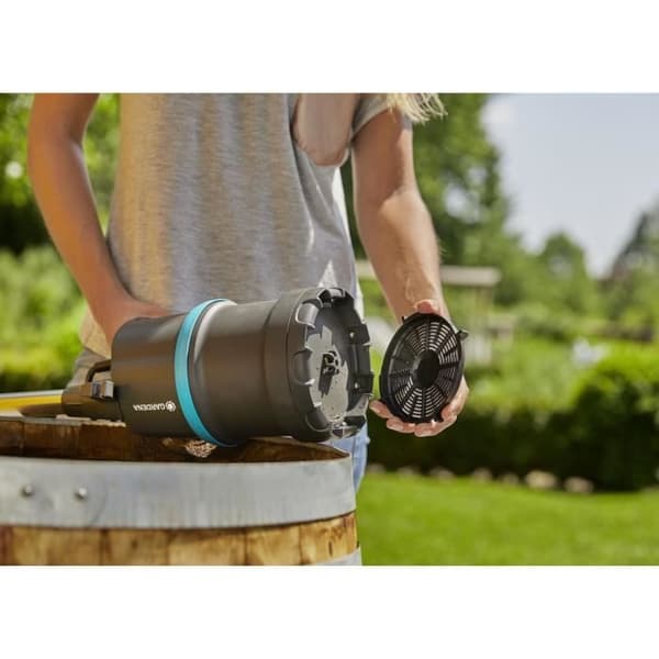 GARDENA Regnvattenuppsamlarpump 4000/1 – 400W – Max flöde 4000l/h & max tryck 1,3bar – 5 års garantiförlängning