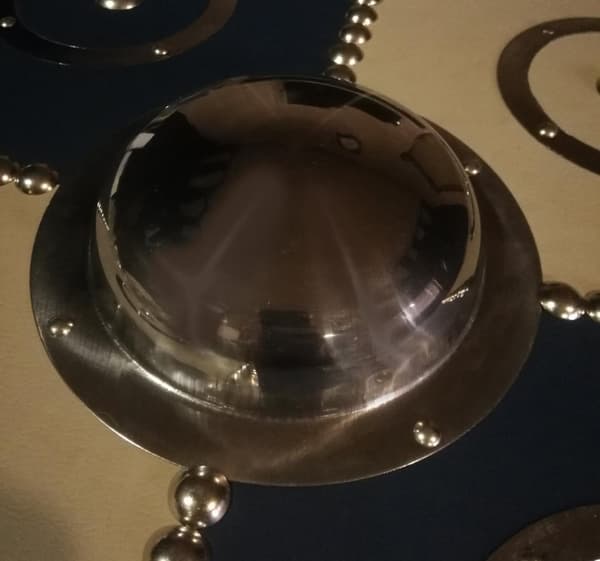 Rundt håndlaget skinn av tre, Scottish Targe-skjold SWE01