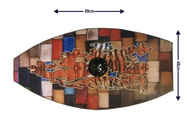 Trä i romersk stil Lion Lion Shield SWE132