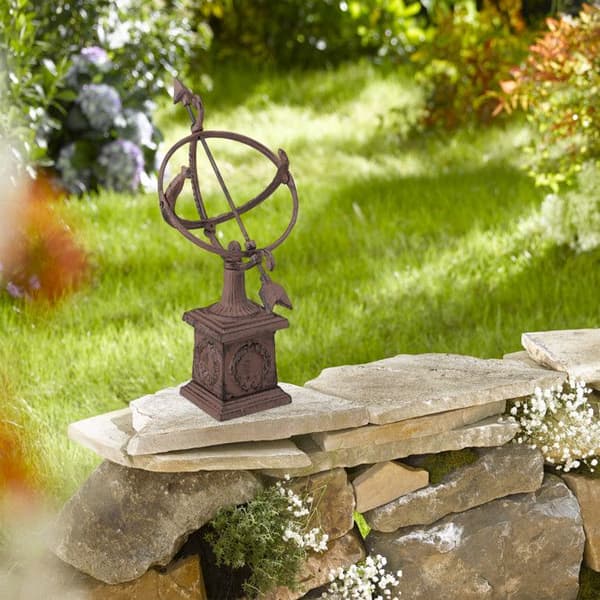 Relaxdays Garden Solur Gjutjärn Antik Design Väderbeständig HxBxD: 36 x 17 x 14 cm, Brun