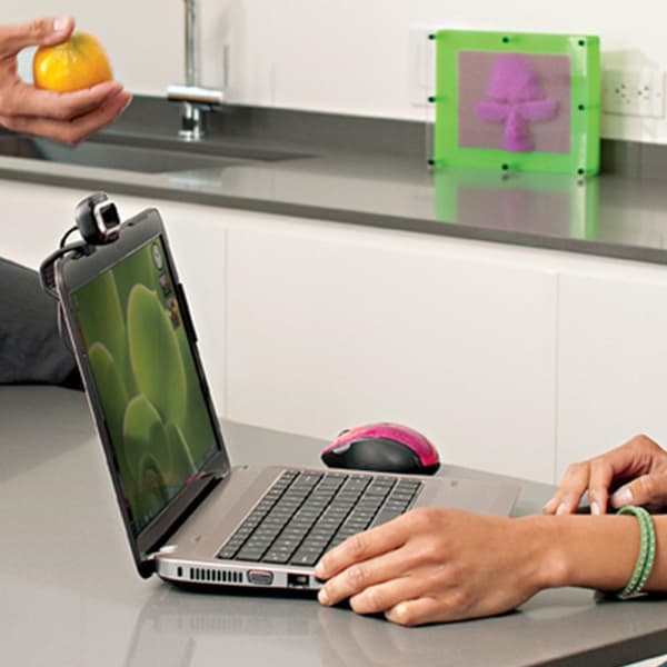 Microsoft LifeCam HD-3000 - webkamera - farve - 1280 x 720 - lyd - USB 2.0