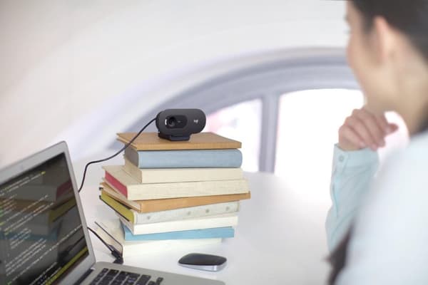 Logitech C505e Webcam - 1280 x 720 HD - Sort