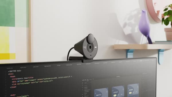 Logitech Brio 305 -verkkokamera 2 MP 1920 x 1080 pikseliä USB-C Graphite (960-001469)