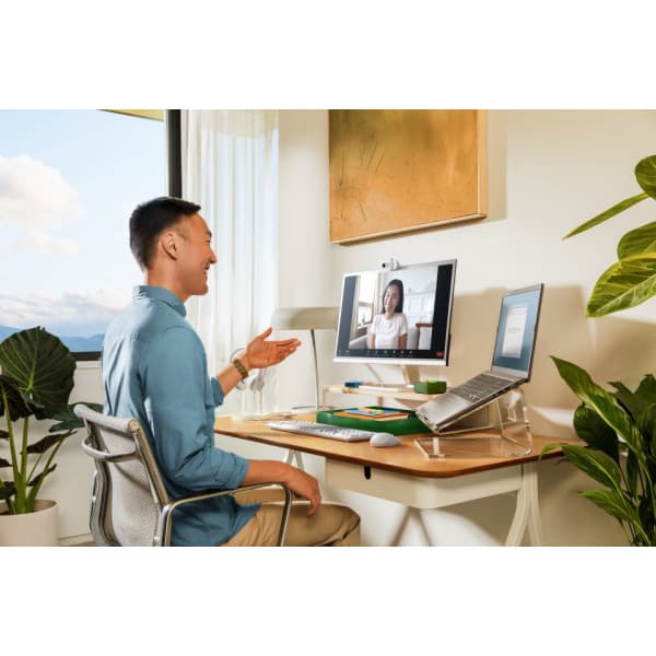 Logitech Brio 100 -webbkamera, vit