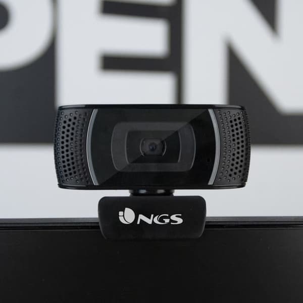 NGS XPRESSCAM1080 - Full HD 1920x1080 webbkamera med USB 2.0-anslutning, inbyggd mikrofon, 2Mpx True Resolution och Plug&Play