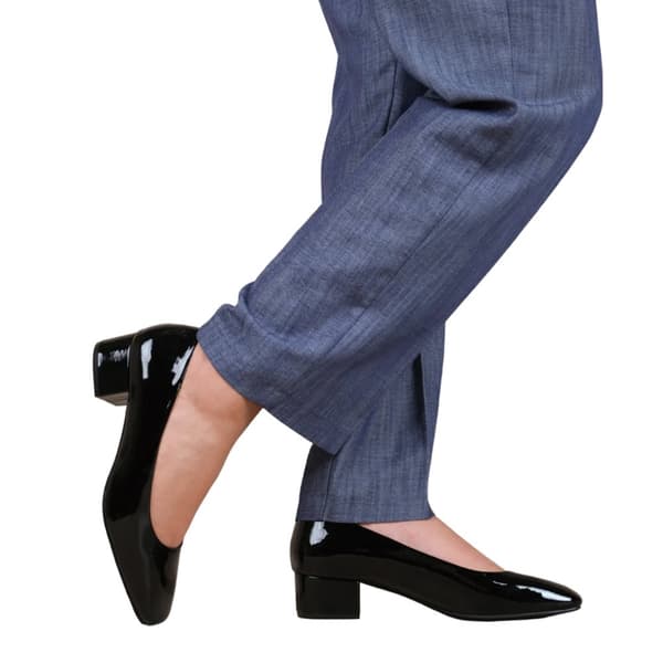 Where's That From Womens/Ladies Square Toe Wide Low Block Heel Court Shoes