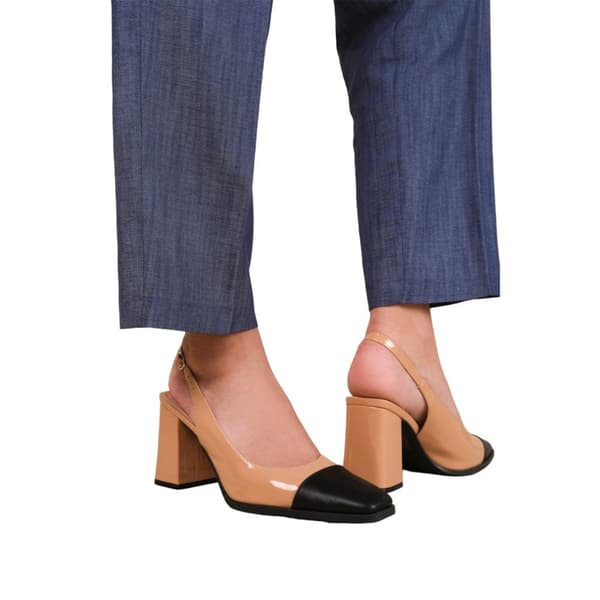 Where's That From Womens/Ladies Helsinki Suede Sling Back Medium Block Court Shoes