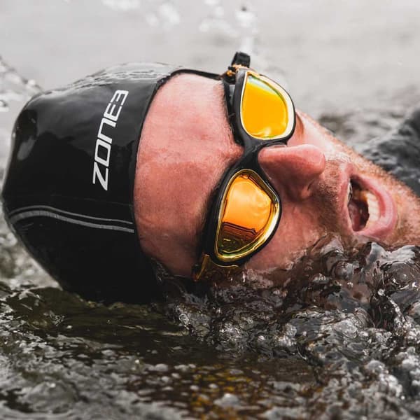 Zone3 Huva Heat-tech Svart M