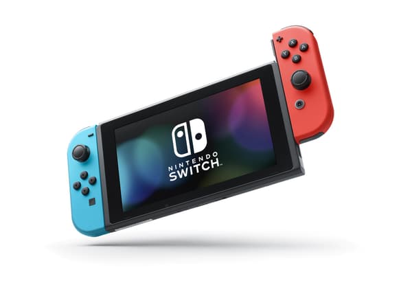 Nintendo Switch (Neon Blue/Neon Red Joy-Con)
