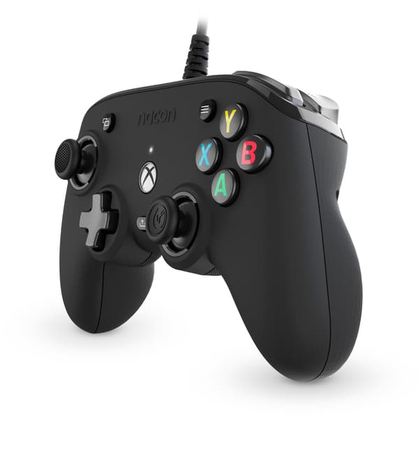 Nacon Pro Compact Controller - Black - Xbox