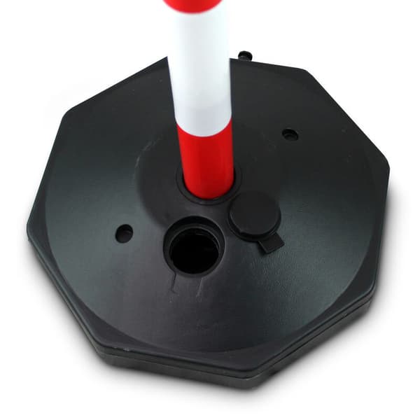 R�da och vita s�kerhetsstolpar, 83 cm, 4 st med 150 cm kedjor, enkel montering