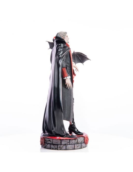 First 4 Figures - Castlevania: Symphony Of The Night (Dracula) Resin Statue - Merchandise