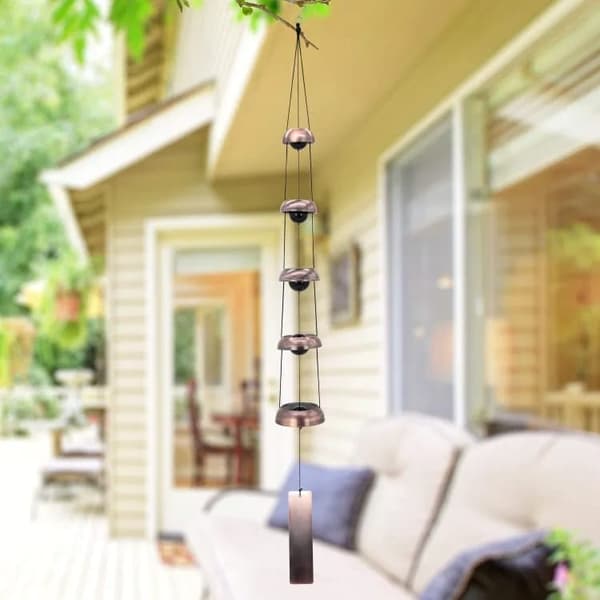 Lollanda Wind Chime in Copper – viisikerroksinen pagodimuotoilu selkeällä sävyllä, retro metallikoriste kotiin ja puutarhaan