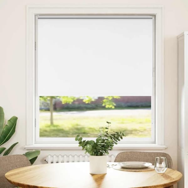 vidaXL Rullaverho Blackout valkoinen 115x130 cm Kankaan leveys 110,7cm