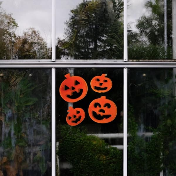 Vinduesdekoration af 4 græskar Halloween orange selvklæbende