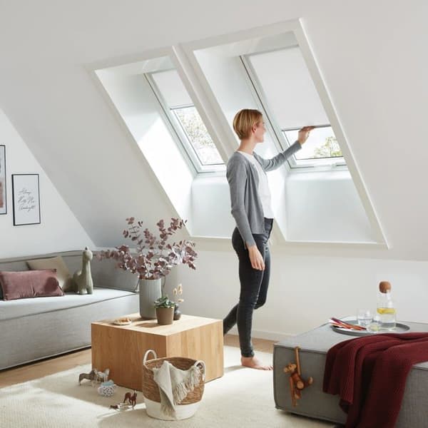 Fönstertillbehör - takfönsteranslutning - fönsterisoleringsblock - Roto fönstervev - TS848017