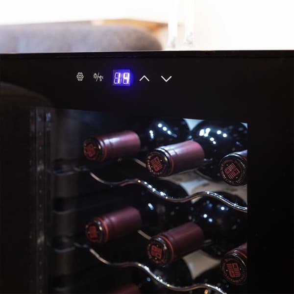 BRUGT Vinotek Cecotec Sort (Refurbished A)