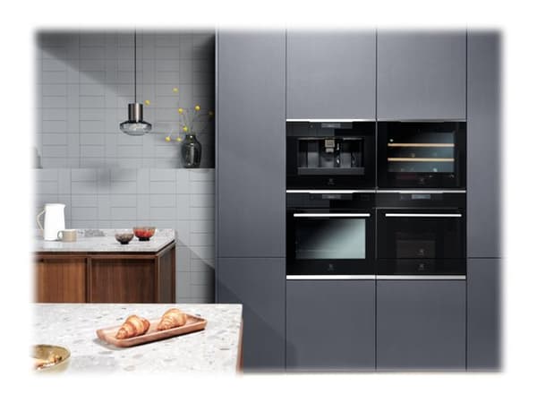 Electrolux Serie 900 Pro compact KBW5X - Vinkjøler - innebygd - fordypning - bredde: 56 cm - dybde: 55 cm - 49 liter - Klasse F