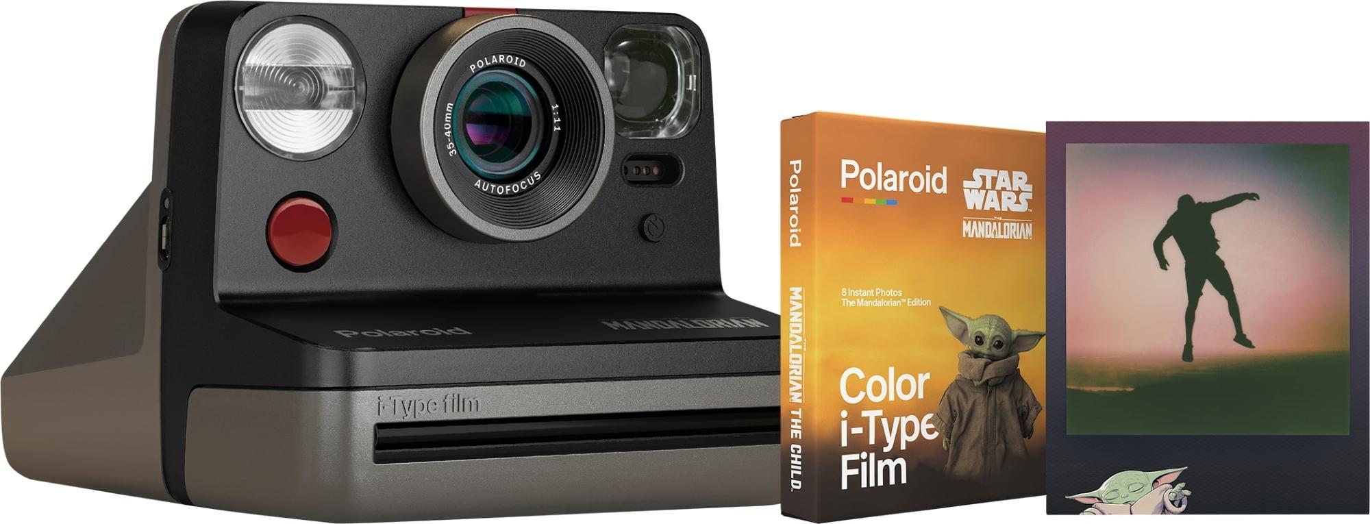 Polaroid Now Star Wars Mandalorian + Color I-Type Film Star Wars Mandalorian Starter Kit