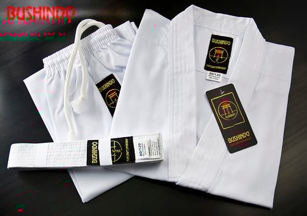 KARATE BUSHINDO PUKU koko 2/150cm Materiaali: 65% polyesteri, 35% puuvilla 3029MX