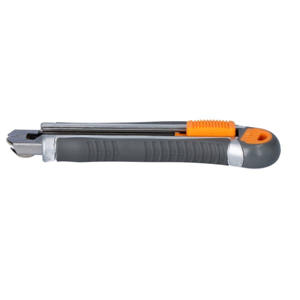 Kniv med 18 mm udtrækkeligt blad, 4 ekstra blade, PROF