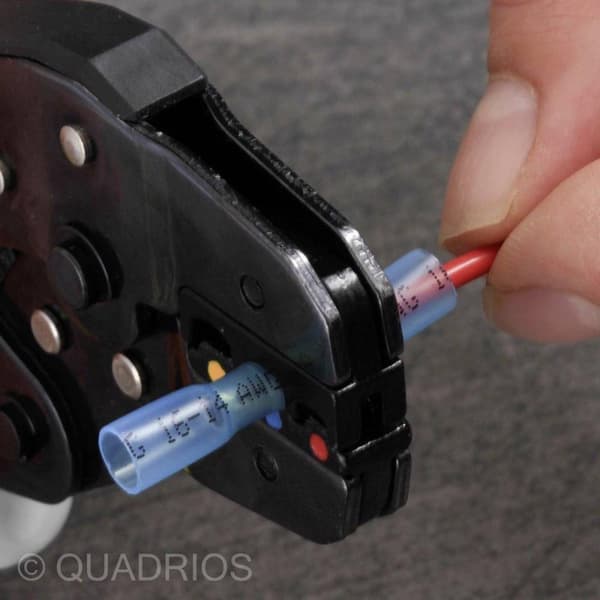 Quadrios 22C468 Puskuliitin kutisteletkulla 2,5 mm² 4 mm² Täysin eristetty musta 1 sarja