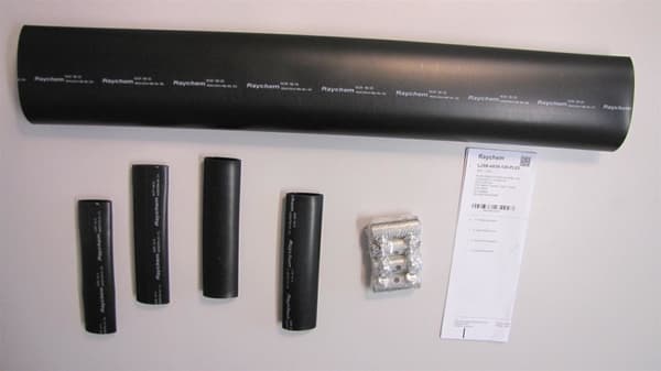 1 kV gennemgangsmuffe, 4-leder PE, PVC-kabler, med skrueforbindelser, Raychem / TE Connectivity mærke TE-EN9172