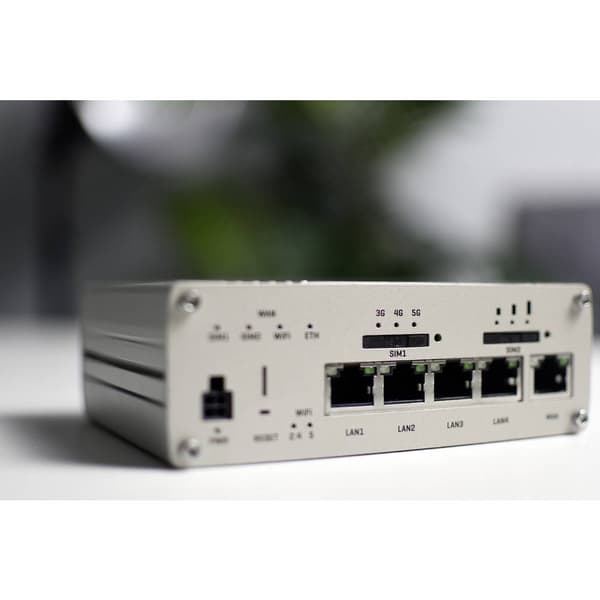 Teltonika RUTX50 Router Inbyggt modem: LTE, UMTS 2.4 GHz, 5 GHz
