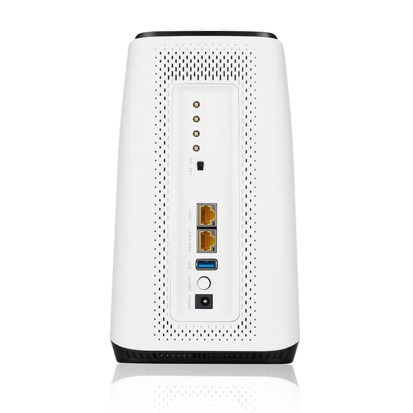 Zyxel FWA510 WiFi Router Multi-Gigabit Ethernet Tri-Band (2,4 GHz / 5 GHz / 5 GHz) 5G Sort - Hvid (FWA-510-EU0102F)