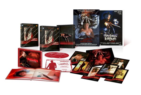 A NIGHTMARE ON ELM STREET ULTIMATE COLLECTORS EDITION