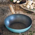 Miniatyrbild 3 av 6: Wok BH - A122231 - Nordik Wok 28 cm i smidd aluminium med non-stick för all typ av matlagning inklusive induktion