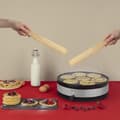 Miniatyrbild 5 av 6: HKoeNIG Crêpe Maker - KREP56 - Avtagbar vändbar tallrik - 33 cm kokyta - 1500W - Svart/Stål