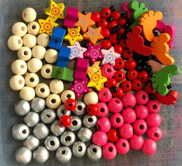 90 träpärlor blandade sorter mix