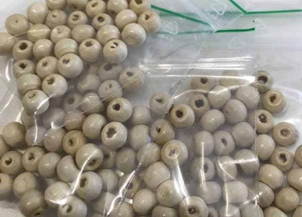 100 mix natur träpärlor matt och halvblank
