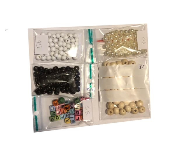 påse blandade träpärlor mix färgglada