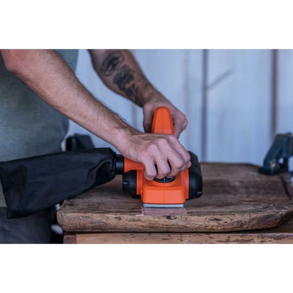 Puusepän harja Black & Decker bew712-qs 710 W 16500 RPM 82 mm
