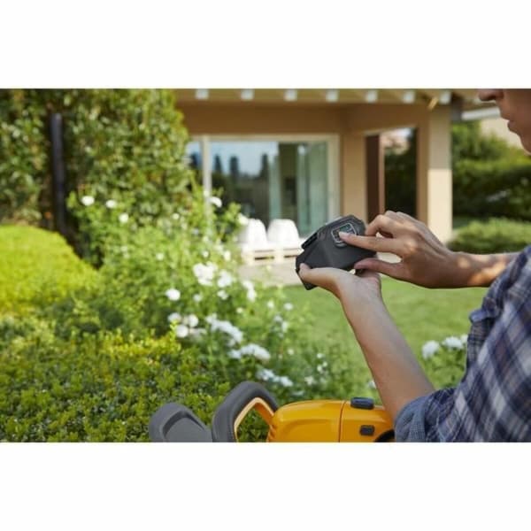 Häcktrimmer STIGA HT 100e 150 W 20 V 2 Ah