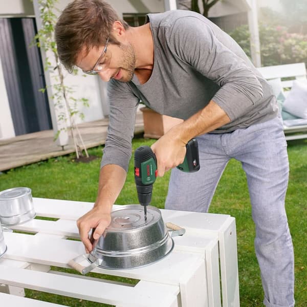 Borr- och tillbehörssats BOSCH Universaldrill 18 Power 4All 18 V 40 Nm