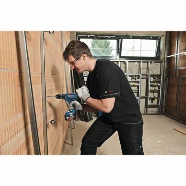 Elektrisk skrutrekker og drill BOSCH Professional GSB 18V-28 18 V