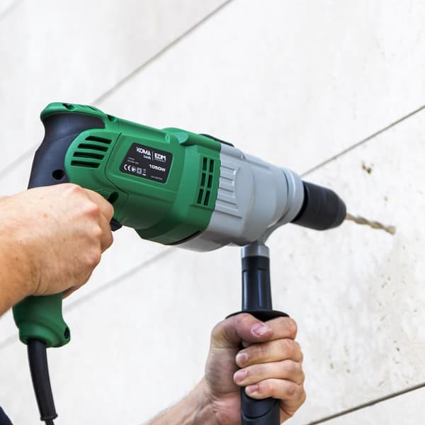 Borr- och tillbehörssats Koma Tools 1050 W 220-240 V