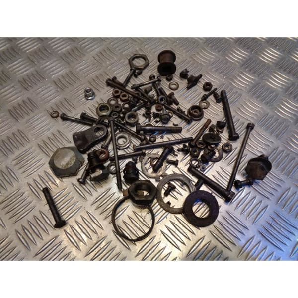 skruvmutter skruvsats jawa motorcykel 125 cz 476- USED