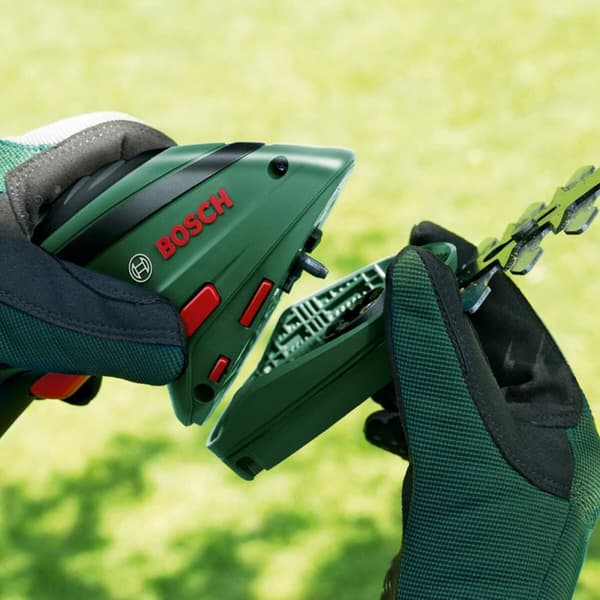 Pensasaitaleikkuri BOSCH 3.6 V