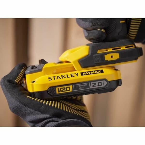 Skruvmejsel Stanley SFMCD750B-XJ