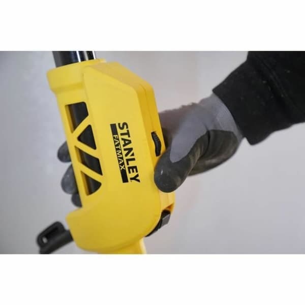 Excenterslip med slumpmässig bana Stanley SFMEE500S 230 V 220-240 V