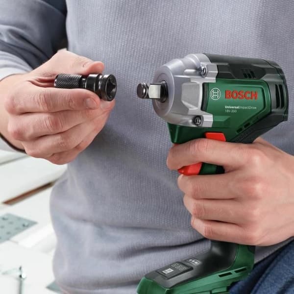 Skruetrækker BOSCH UniversalImpactDrive 18V-350 350 W