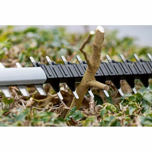 Häcktrimmer BOSCH 18 V