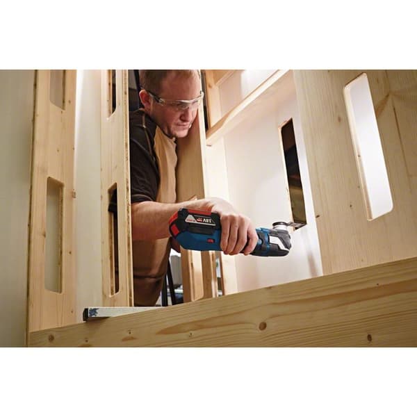 Multiverktyg BOSCH GOP 18V-28 Professional
