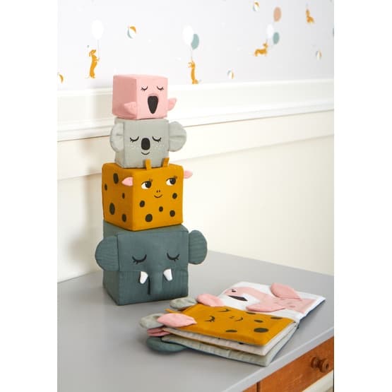 Roommate - Stacking Blocks - Jungle Life
